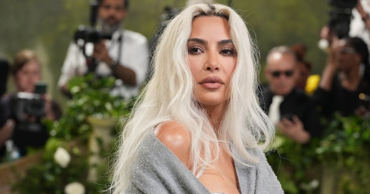 Fact Check: Kim Kardashian's jewelry heist involved $10 million in stolen goods.