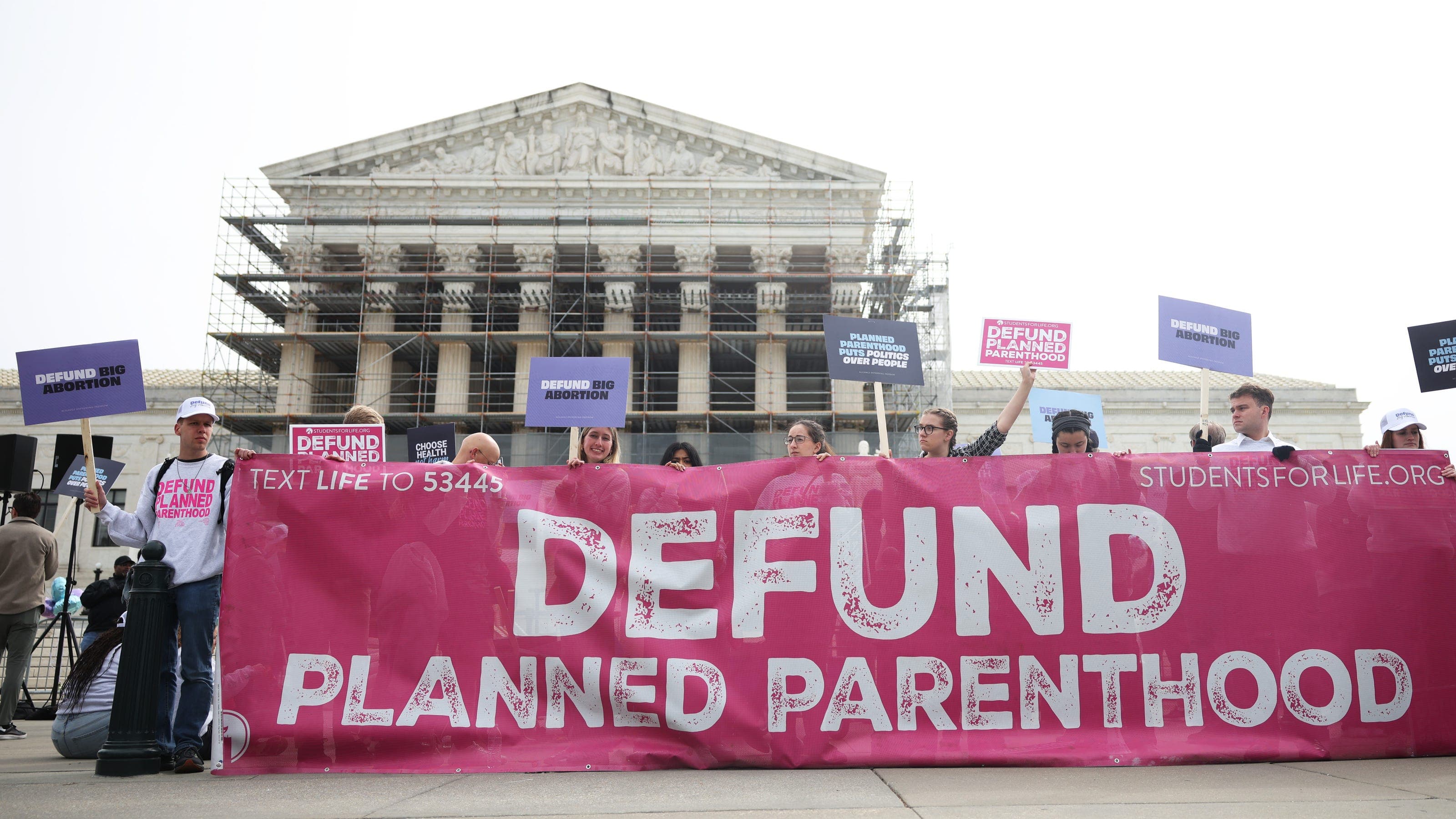 Fact Check: Supreme Court allows states to defund Planned Parenthood by 6-3 vote.