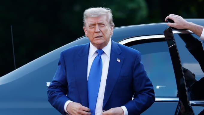 Fact Check: CNN stands firm, rejects Trump's demand for retraction.