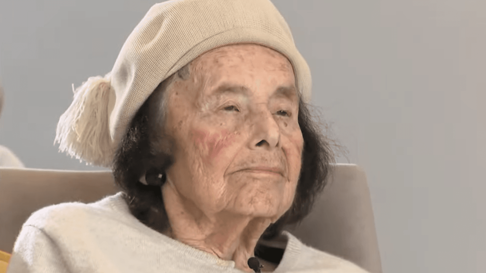 Fact Check: 100-year-old Holocaust survivor faces Social Security refund demand due to bureaucratic error.