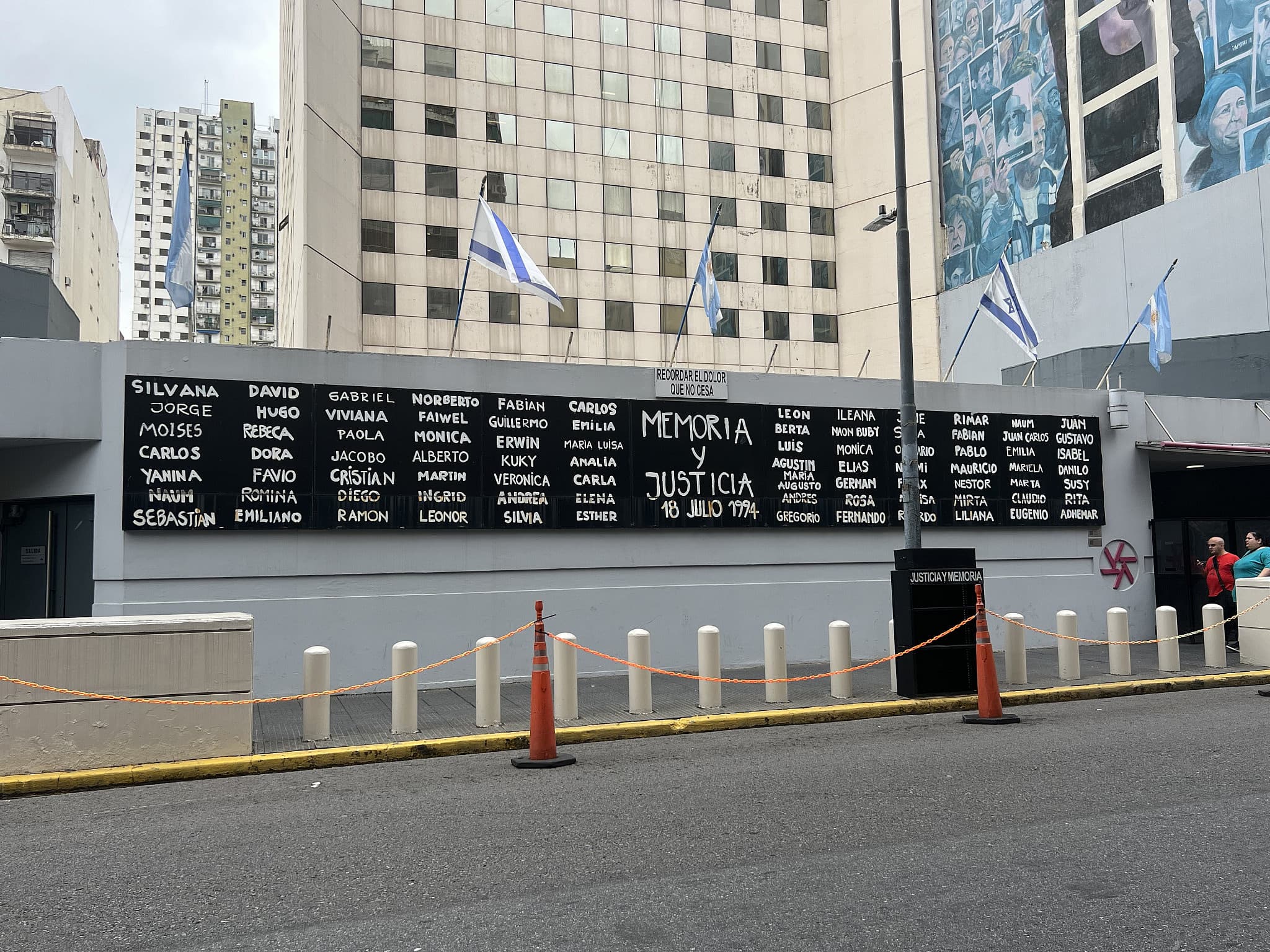 Fact Check: AMIA bombing killed 85 and injured over 300, remains unsolved after decades.