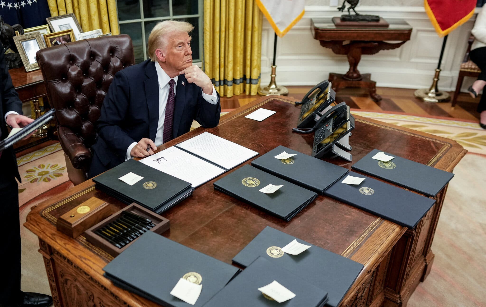 Fact Check: No court has ruled on the constitutionality of Trump's birthright citizenship order.