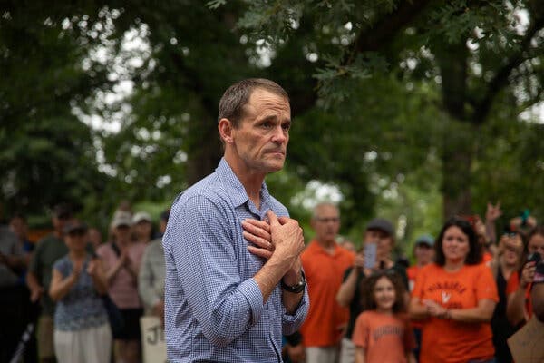 Fact Check: UVA president resigns under pressure from Trump administration's DOJ investigation.
