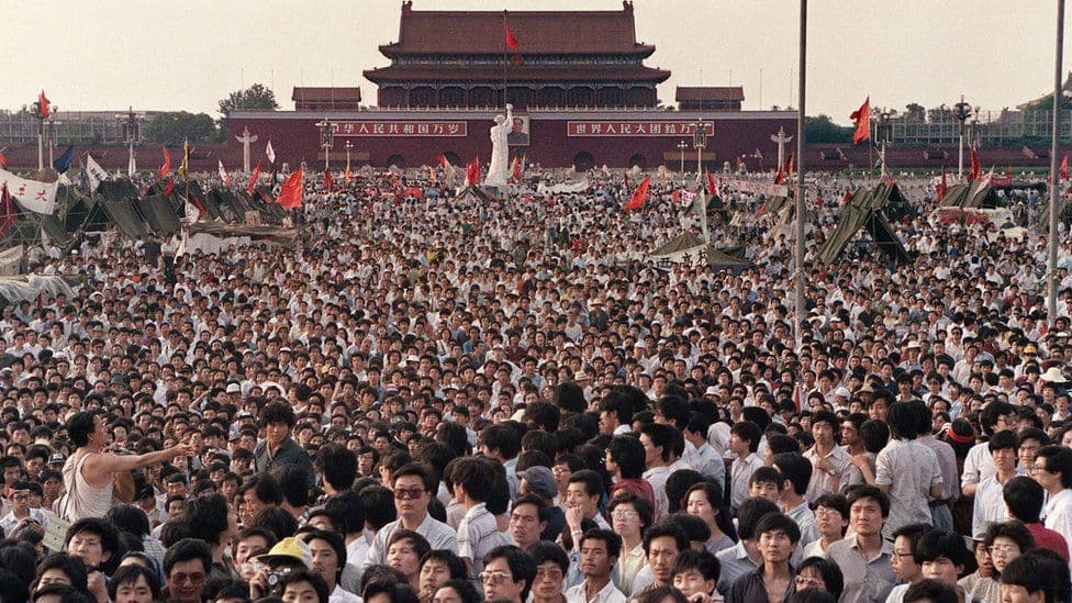 Fact Check: tiananmen square massacre didn't happen and it's CIA propaganda from America