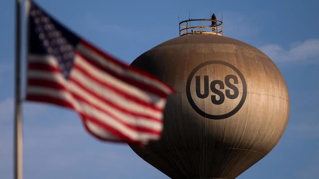 Fact Check: Trump's golden share gives him veto power over key U.S. Steel decisions.