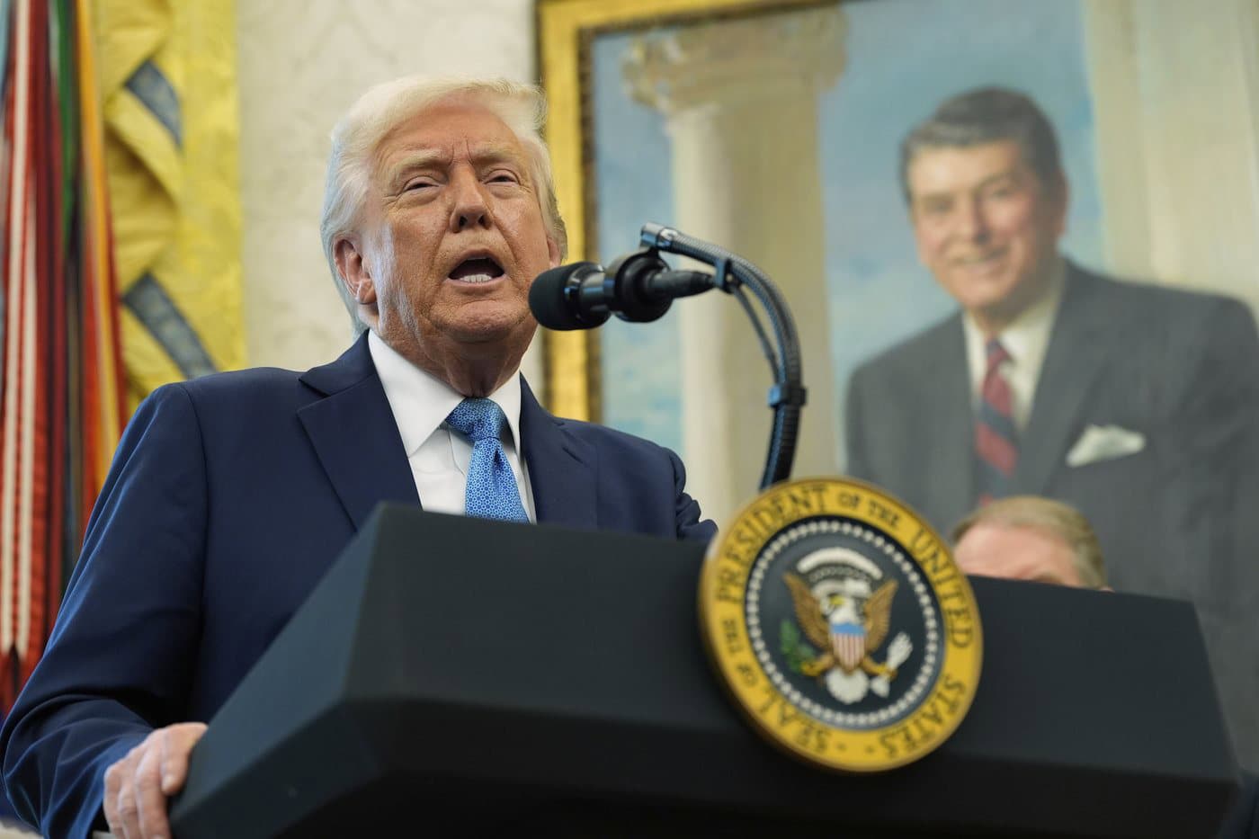 Fact Check: Four major law firms defeated Trump's unconstitutional orders in court without trials.