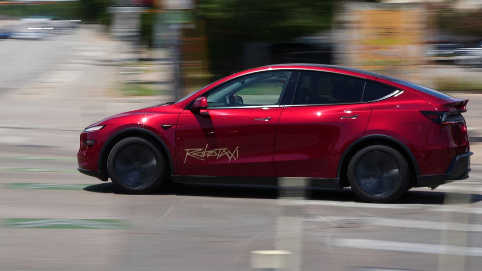 Fact Check: Tesla robotaxis are veering into oncoming lanes and speeding nearly twice the limit.