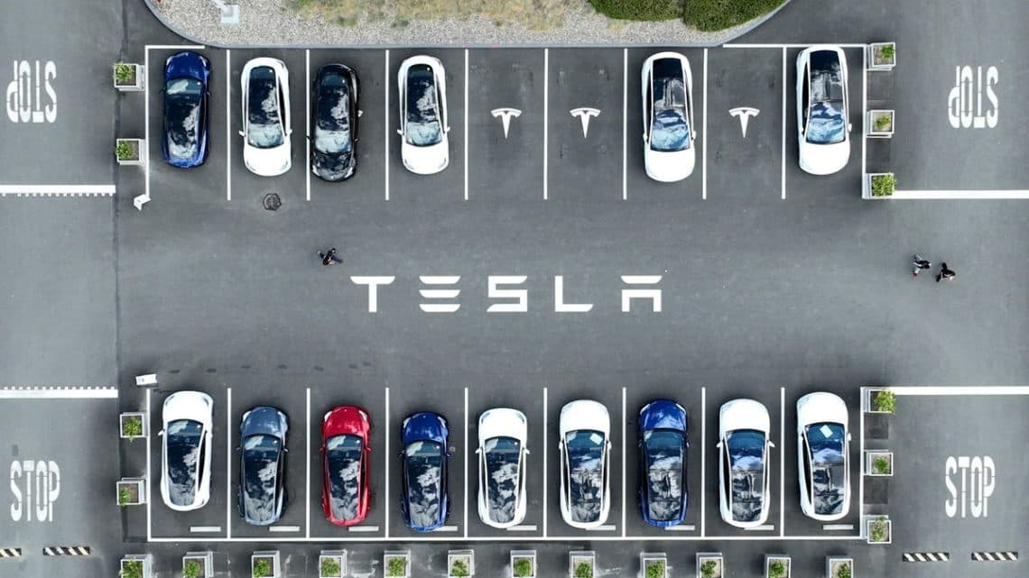 Fact Check: Tesla's reliance on cameras instead of LiDAR makes its robotaxis less safe.