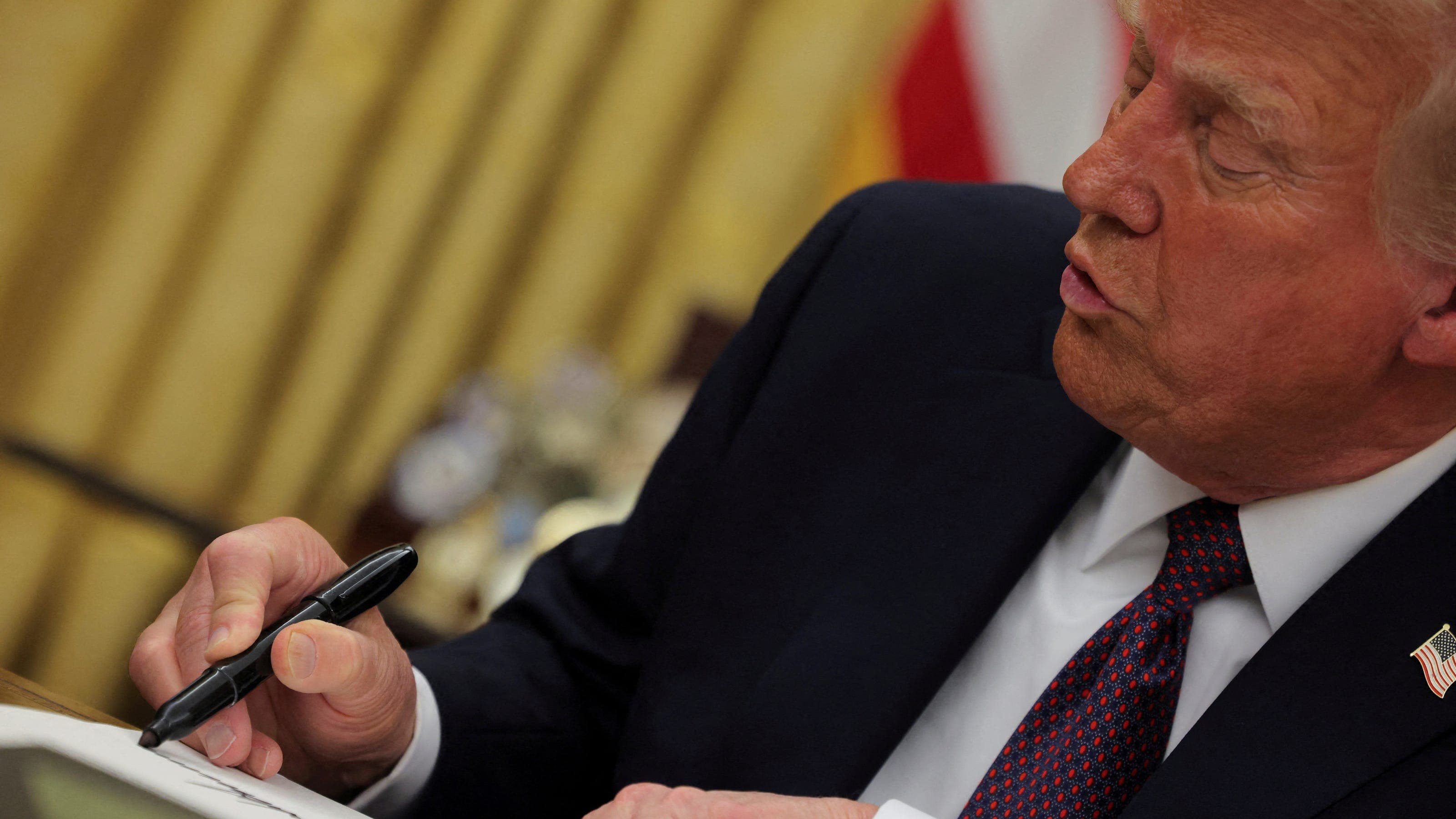 Fact Check: Four major law firms have defeated Trump's executive orders in court without trials.