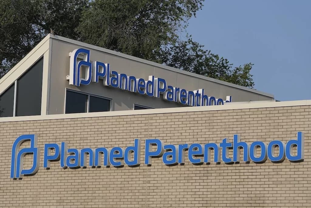 Fact Check: Supreme Court ruling could devastate Planned Parenthood's funding nationwide.