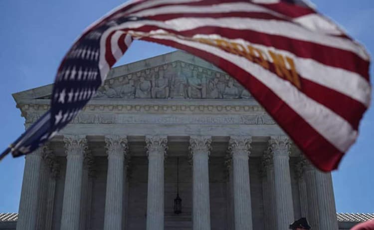 Fact Check: Parents argue LGBTQ books conflict with their religious beliefs.