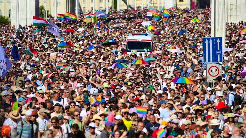 Fact Check: 200,000 people defy Orban's threats at Budapest Pride march!