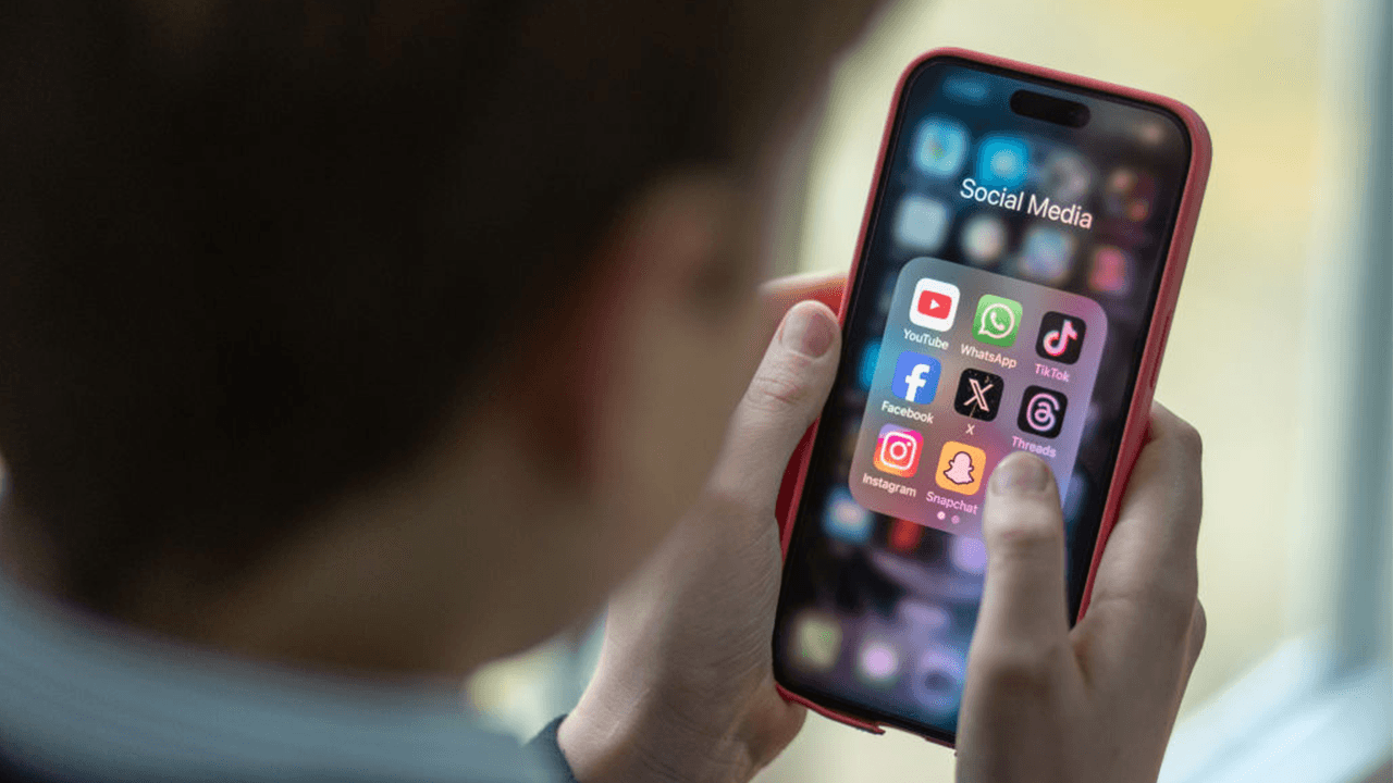Fact Check: Dead lawmakers' social media accounts continue to post after their deaths.