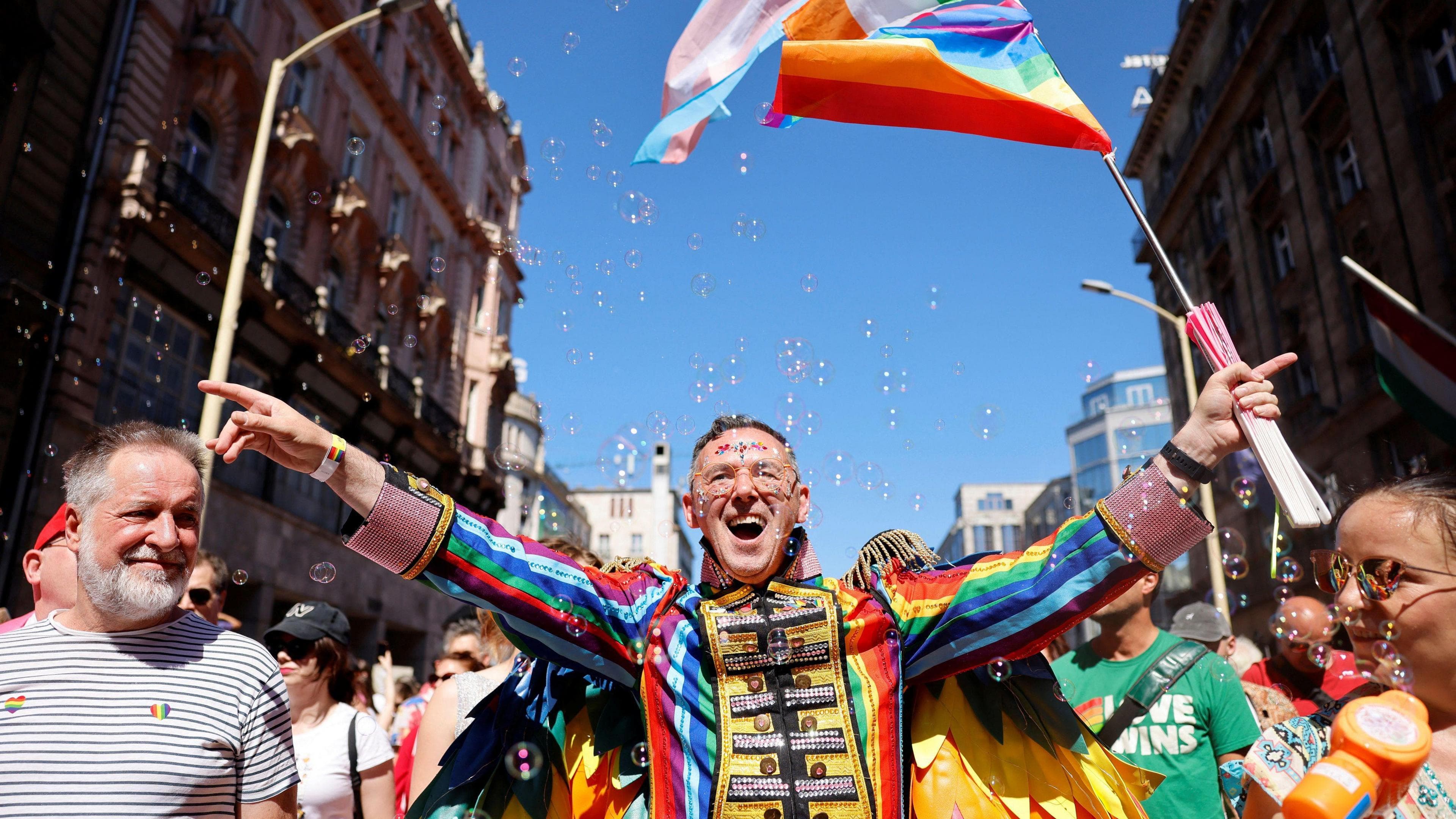 Fact Check: Orban's government uses 'family values' to justify banning Pride!