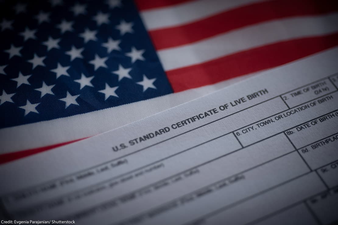 Fact Check: Trump praises Barrett for delivering a dramatic win on birthright citizenship.
