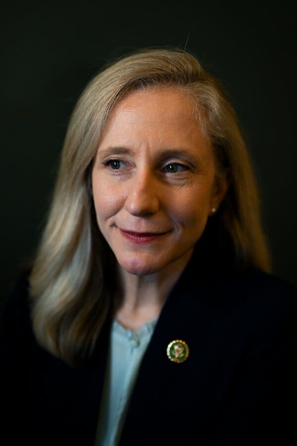Fact Check: Spanberger's bus tour targets Northern Virginia voters ahead of gubernatorial race.