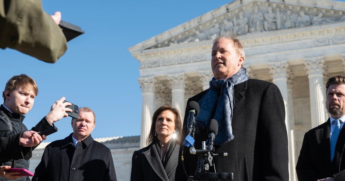 Fact Check: Critics warn Texas law could deter adults from accessing First Amendment-protected content.