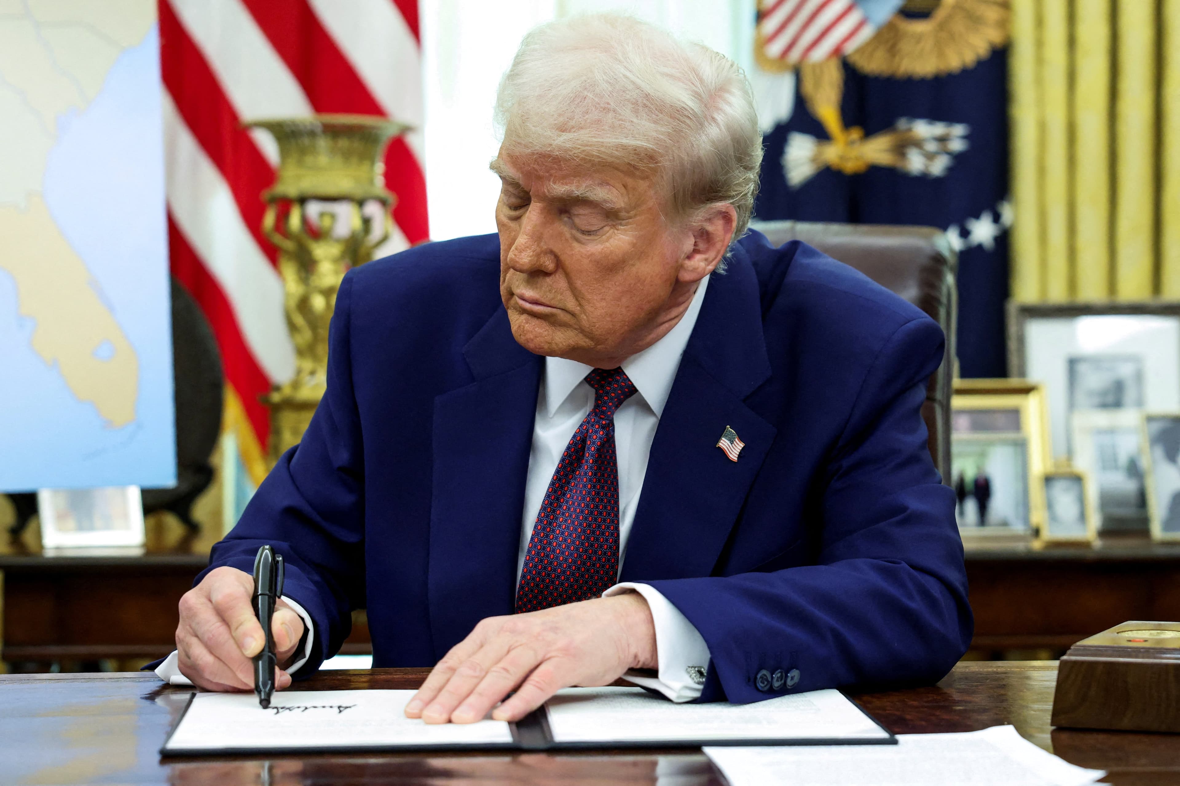 Fact Check: Trump's intelligence overhaul could endanger U.S. interests abroad!