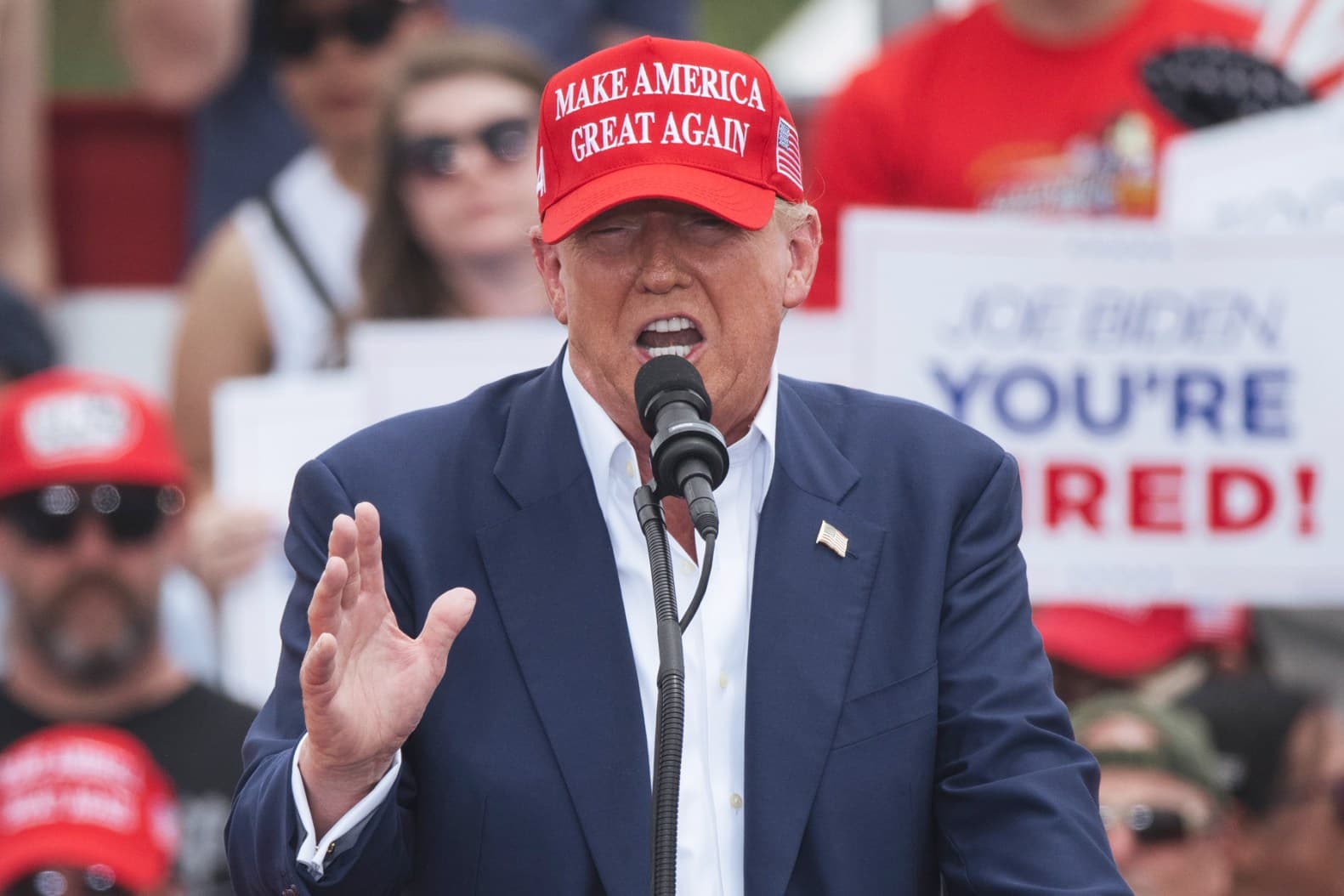 Fact Check: Supreme Court's ruling grants Trump immunity from criminal prosecution.