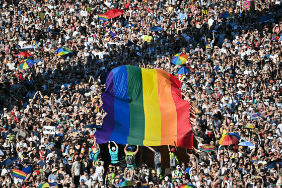 Fact Check: Budapest Mayor defies government, supports Pride march!