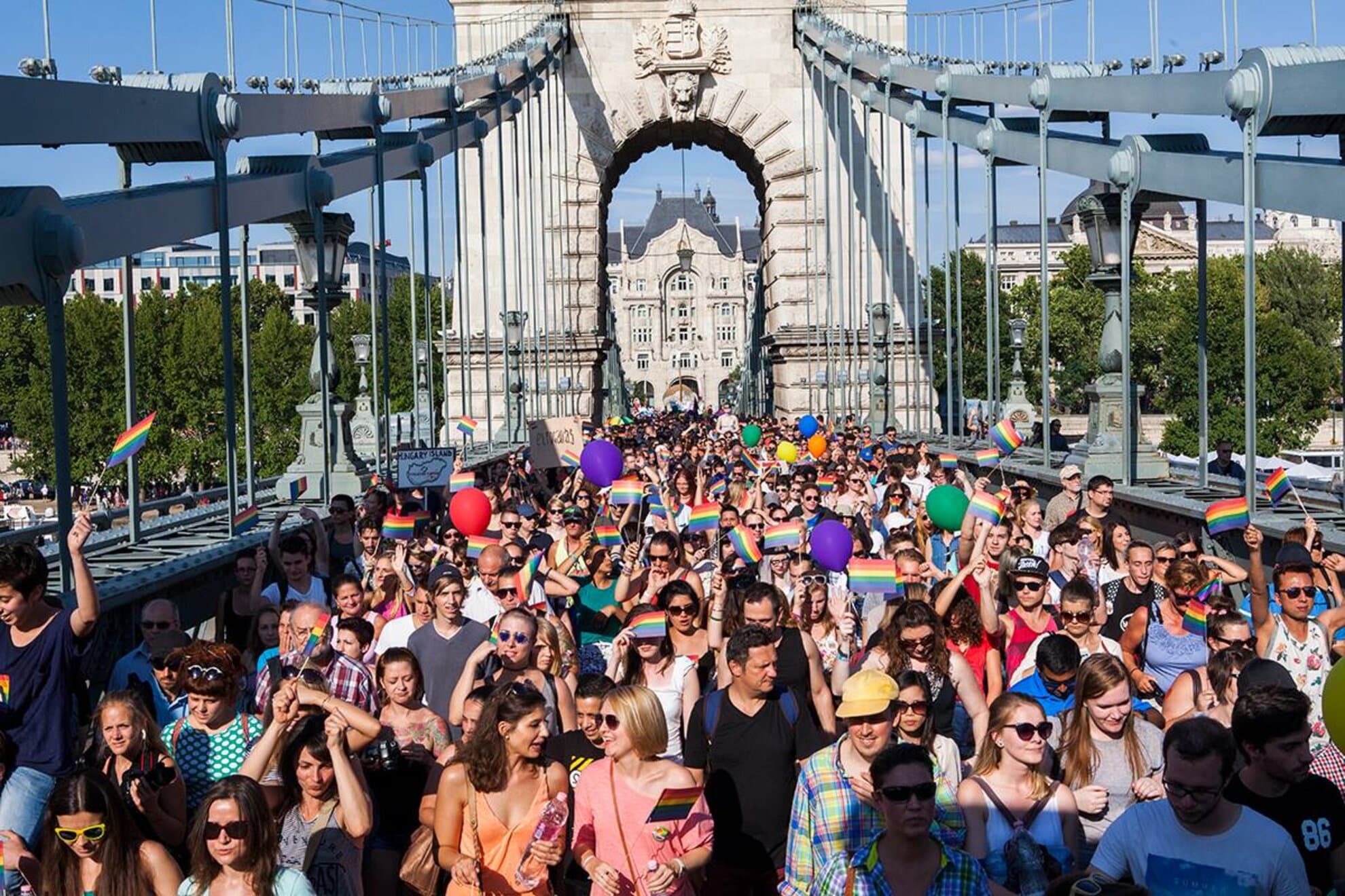 Fact Check: Budapest Pride attracts a record 200,000 participants despite legal threats.