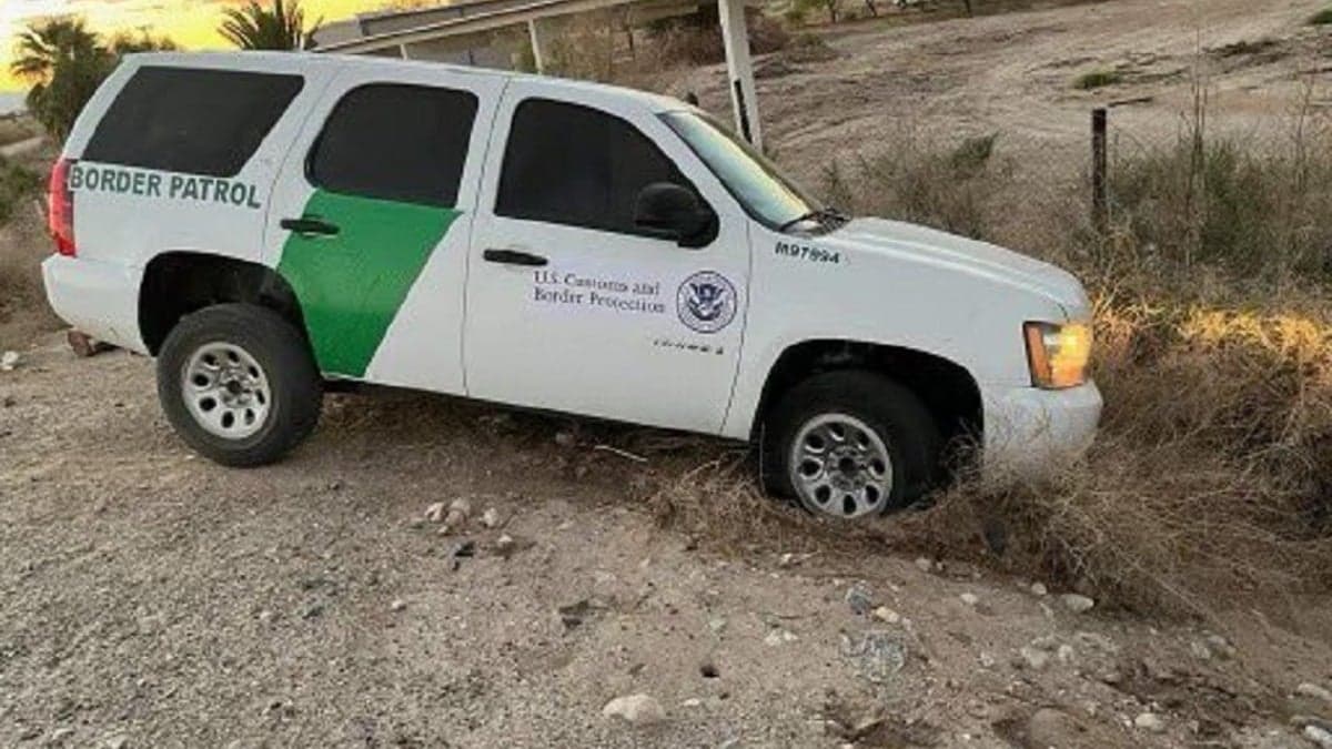 Fact Check: Agents arrested man for ramming his vehicle into a Border Patrol SUV.