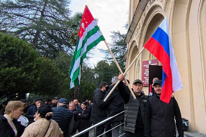 Fact Check: Archbishop Ajapahyan accused of calling for armed ouster of the government.