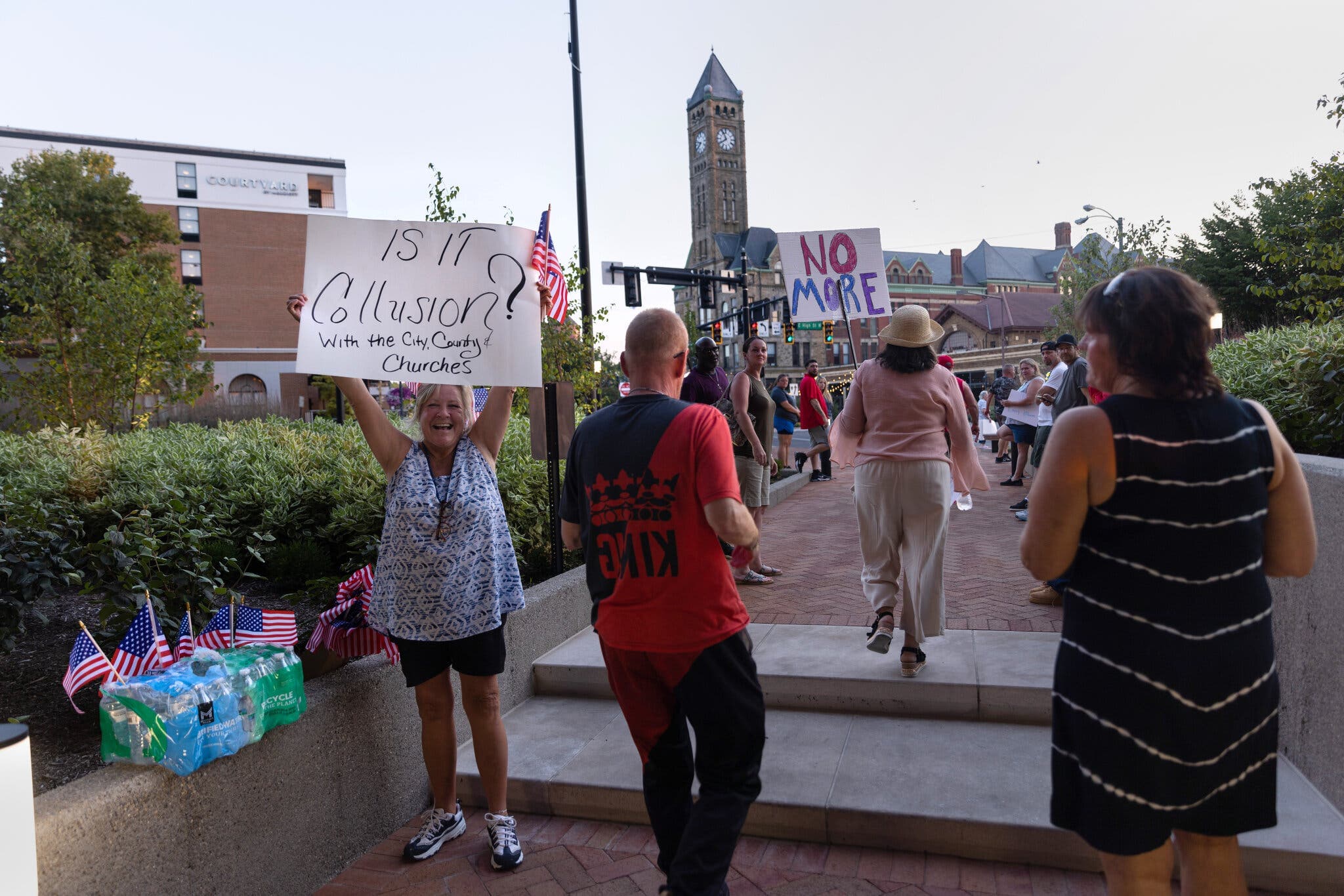 Fact Check: Haitian immigrants ate dogs in Springfield 