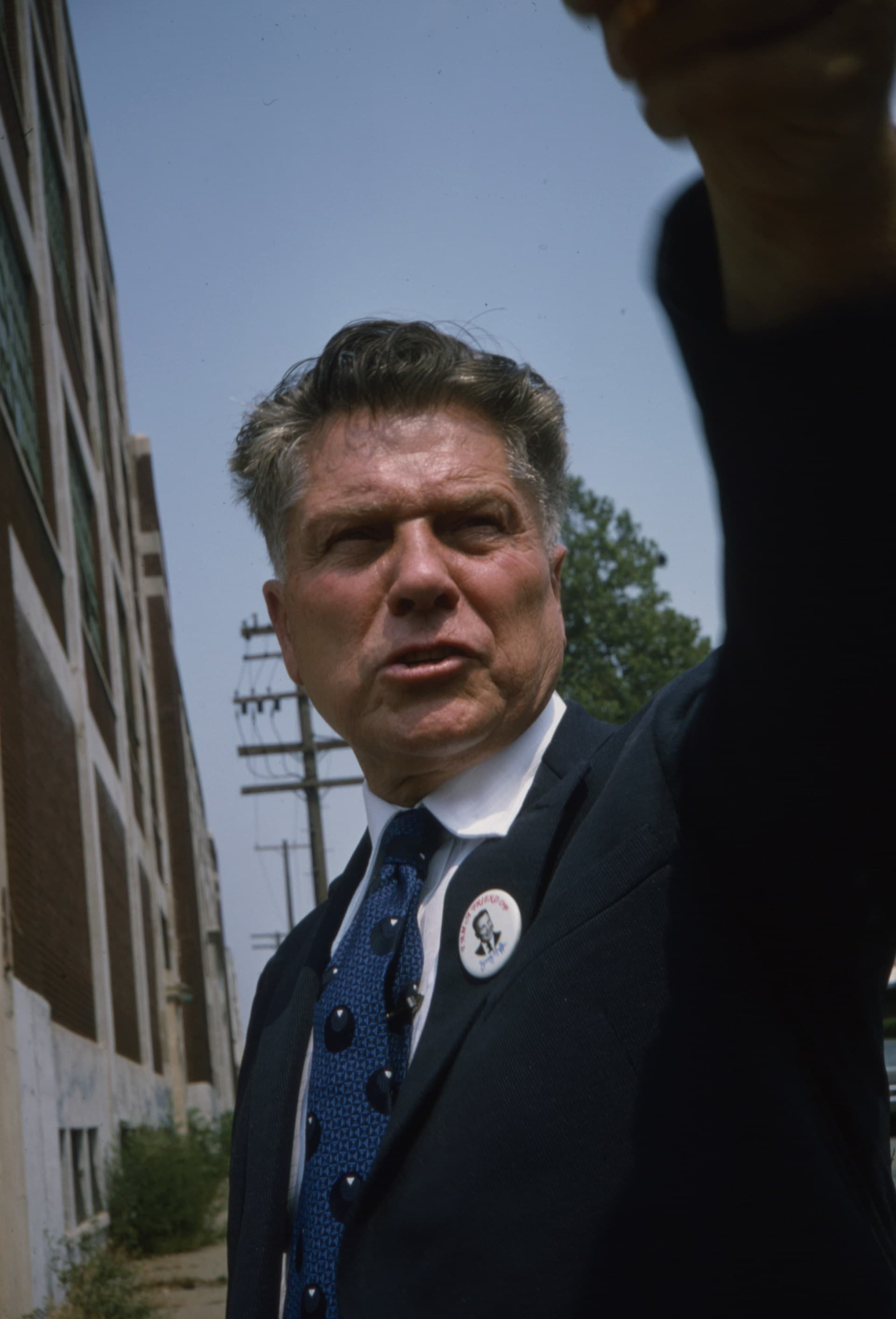 Fact Check: Authorities call off search for Jimmy Hoffa's remains in Michigan.