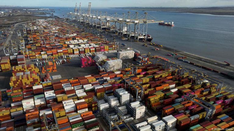 Fact Check: Last February, authorities seized 5.7 tons of cocaine in Southampton!