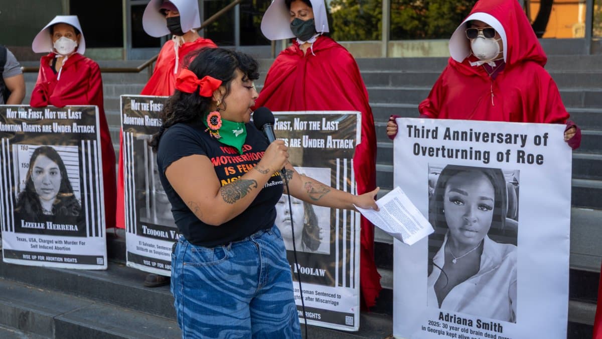Fact Check: Smith's funeral drew a crowd of nurses and community members honoring her life.