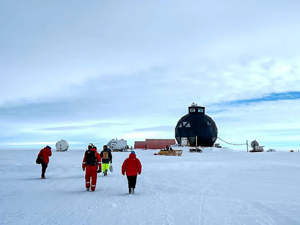 Fact Check: Greenland's NEGIS ice stream drains 12-16% of the entire ice sheet into the ocean.