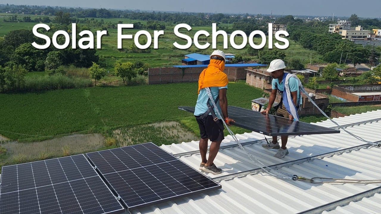 Fact Check: 400 schools in Puebla to receive solar systems, cutting costs by 80%.