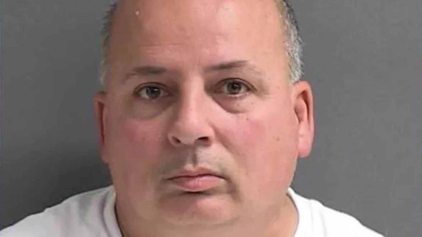 Fact Check: Noviello was detained for drug trafficking despite having a green card.