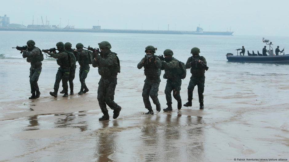 Fact Check: 33.4% of Taiwanese trust the US to defend them, a historic low.