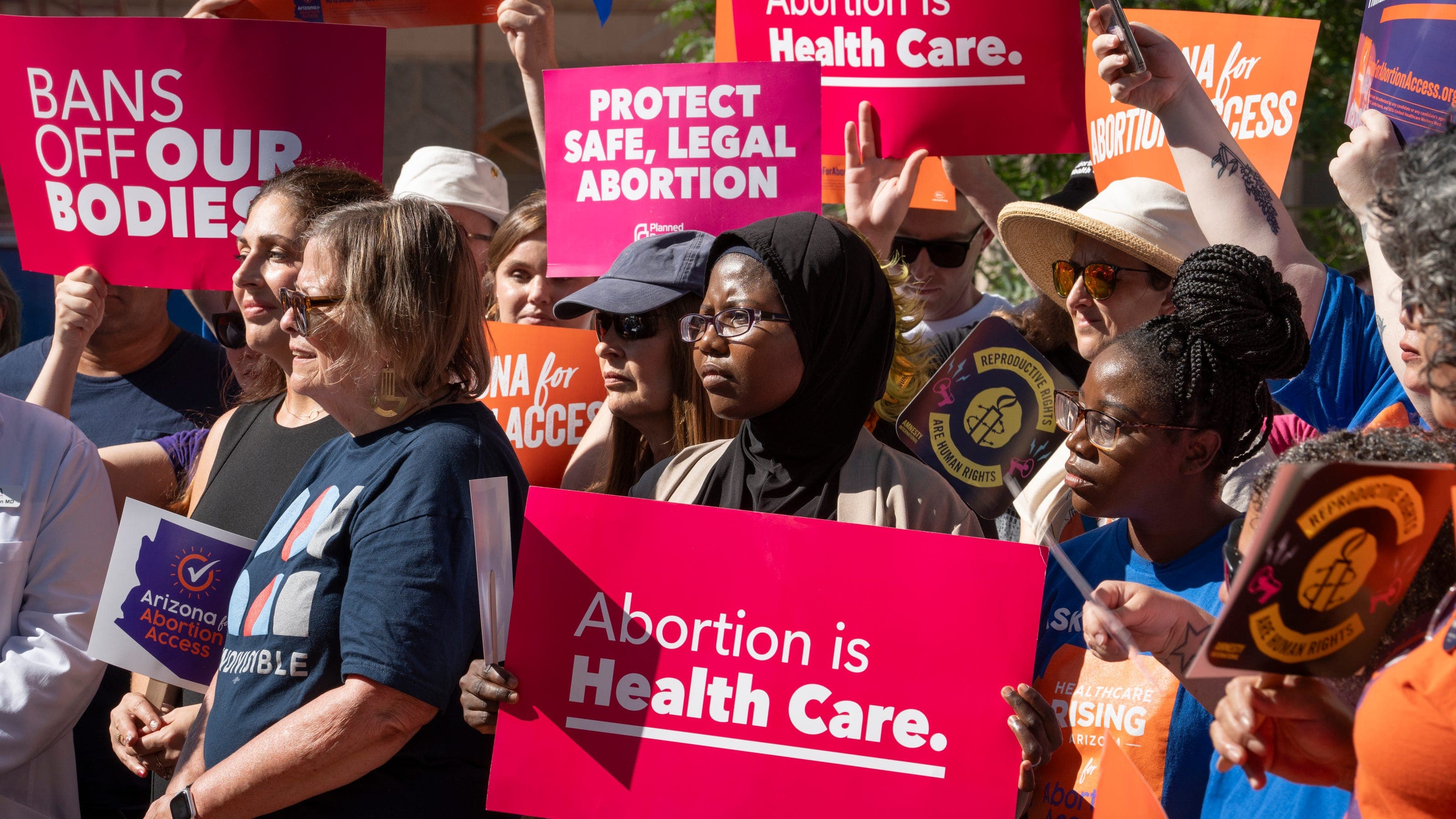 Fact Check: Bohnak's district lacks abortion services, requiring patients to travel five hours.