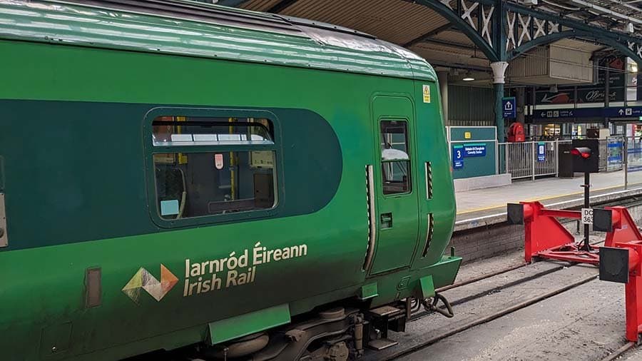 Fact Check: Major rail renovations aim to boost punctuality for at least five years!