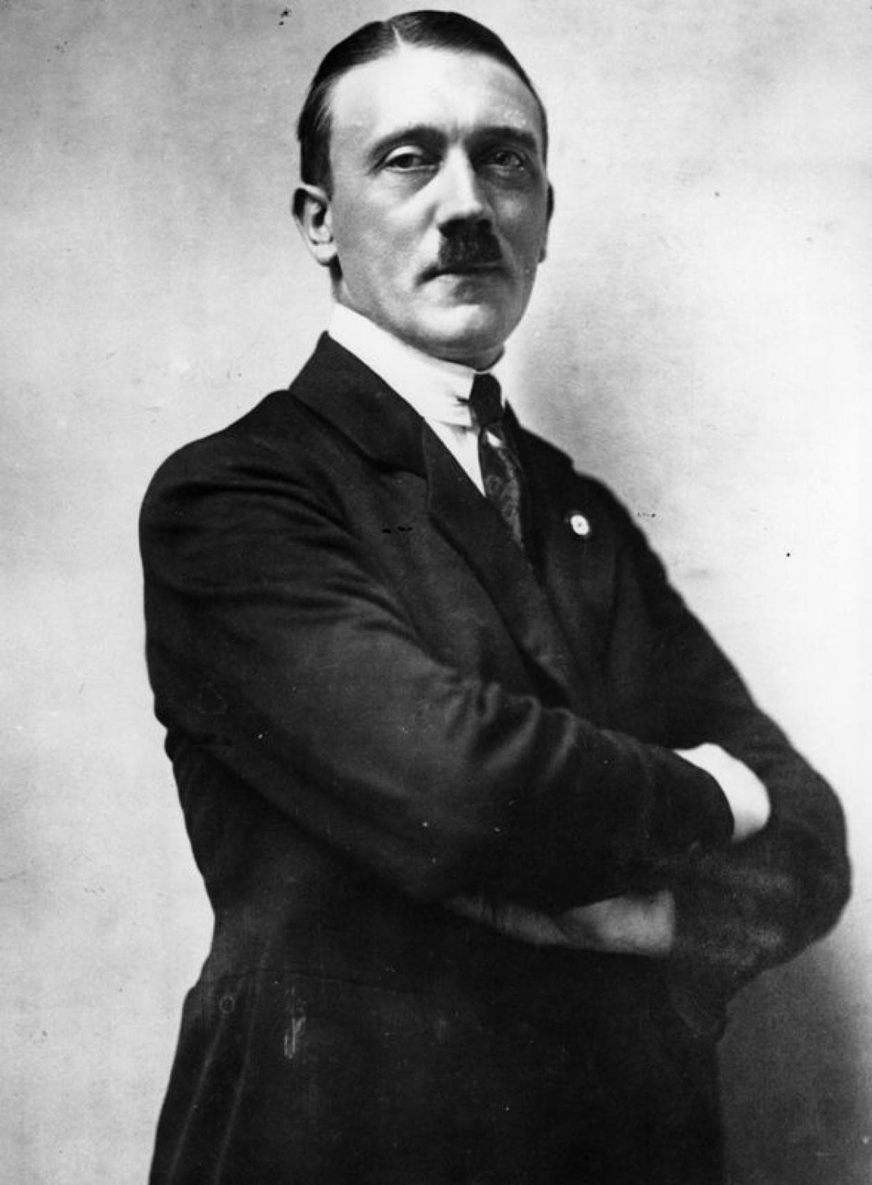 Fact Check: Was Hitler a leader of NSDAP?