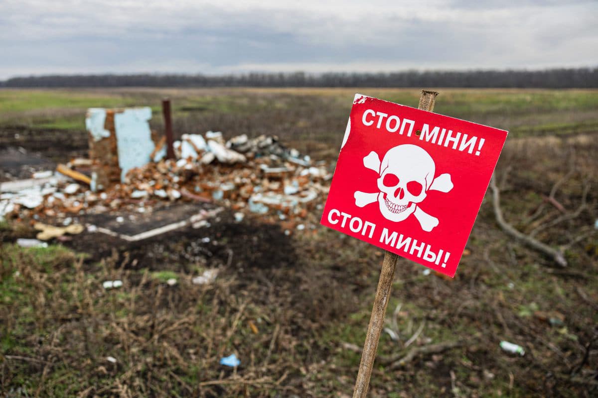Fact Check: Biden administration approved anti-personnel mine provision to Ukraine in 2024.
