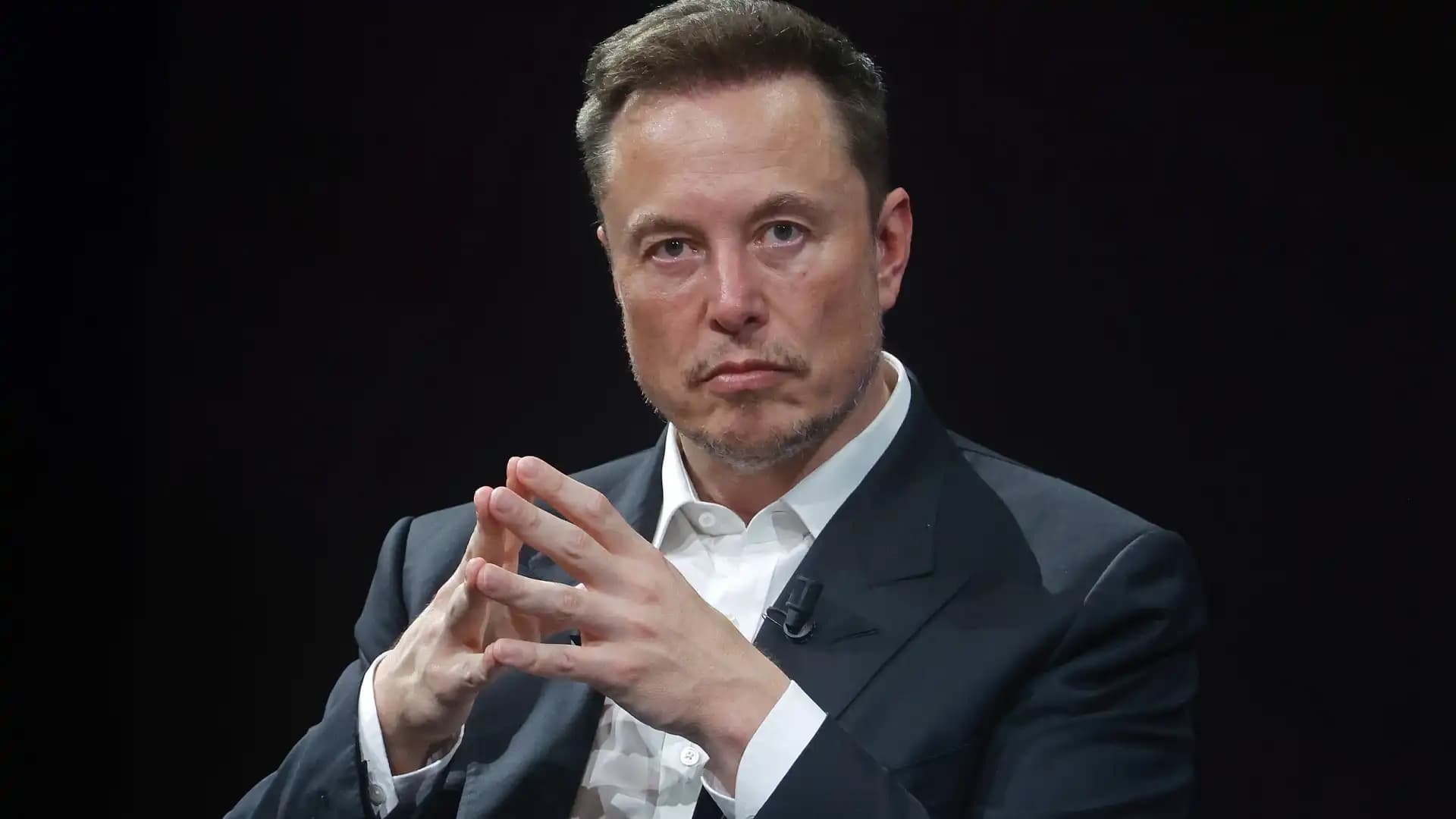Fact Check: Elon musk lied about full self driving being able to drive you cross country
