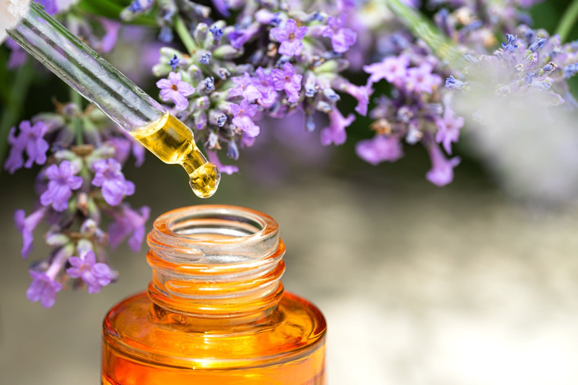 Fact Check: Essential oils can help cure cancer