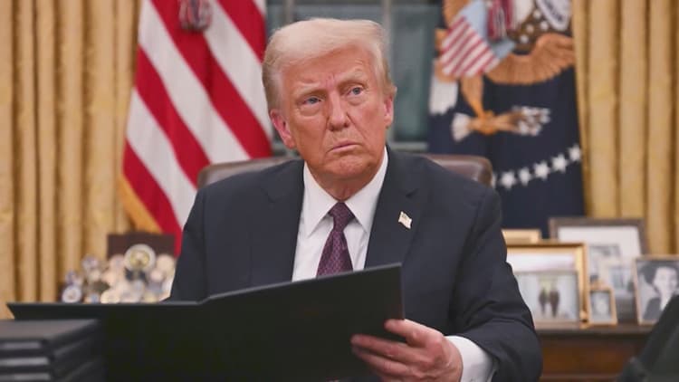 Fact Check: States could withhold federal payments if funding is unlawfully withheld.