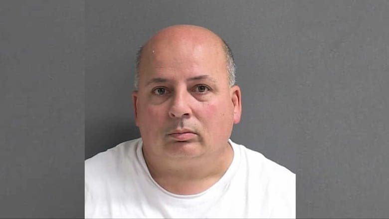 Fact Check: Canadian citizen Johnny Noviello died in ICE custody under investigation.