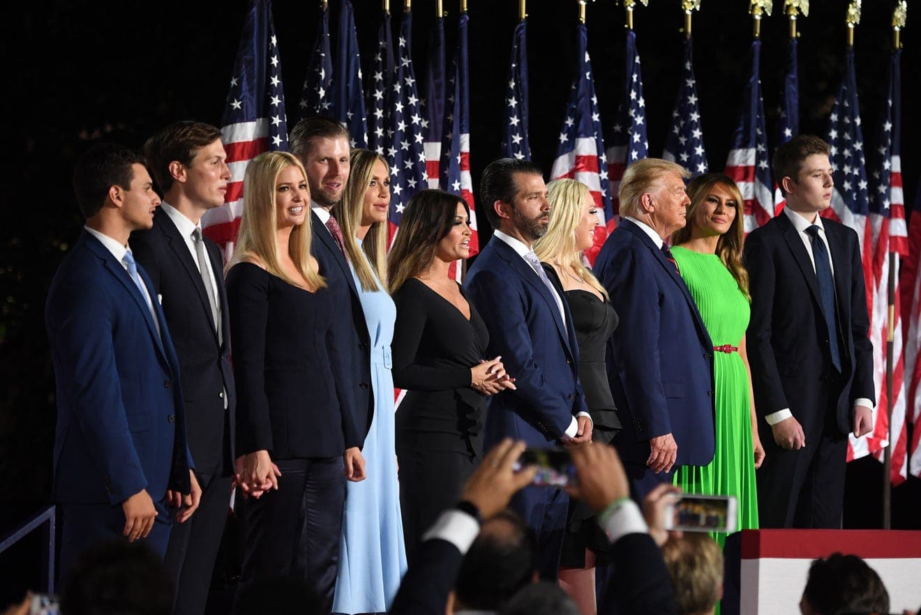 Fact Check: trumps family is members are jewish
