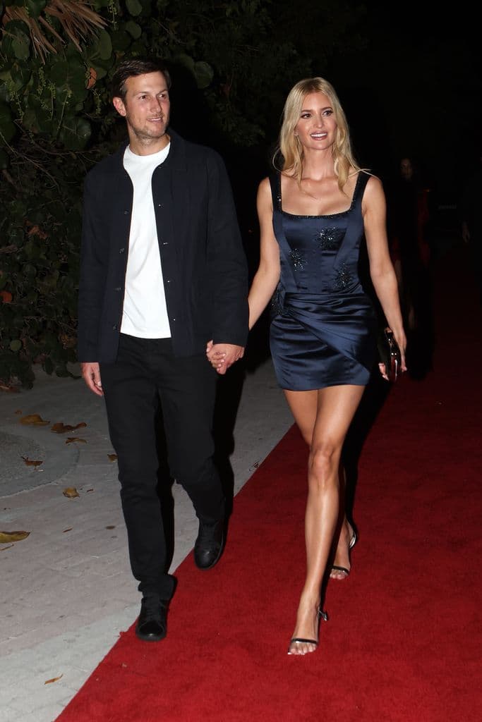 Fact Check: Ivanka Trump and family arrived in Venice for Bezos wedding.