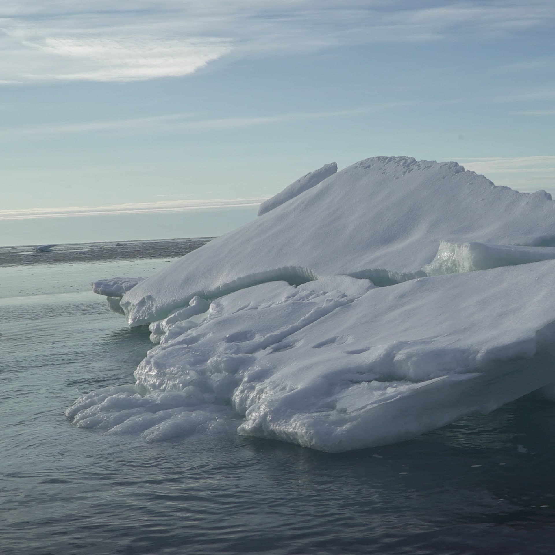 Fact Check: Record-low Arctic sea ice in 2025 coincides with Defense Department data cut.