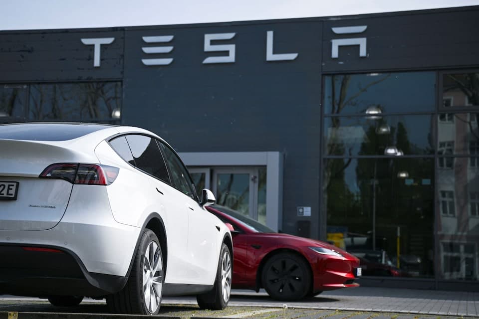 Fact Check: Tesla's deliveries halved in April, signaling a crisis!