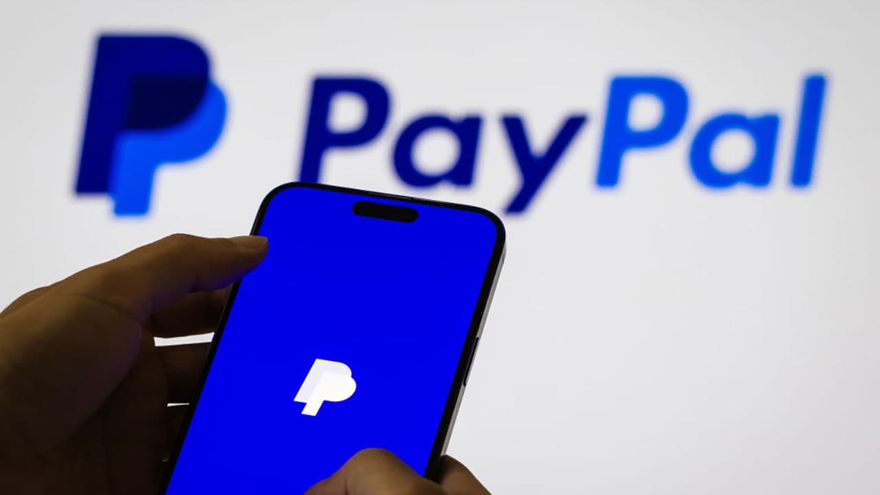 Fact Check: Is PayPal down?