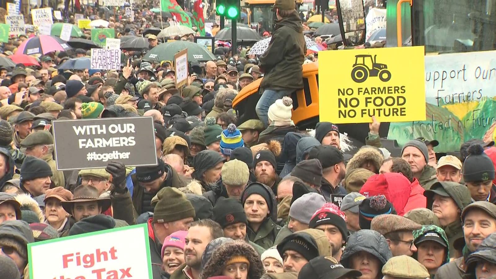 Fact Check: India's farmers successfully protested for over a year to repeal farm laws.