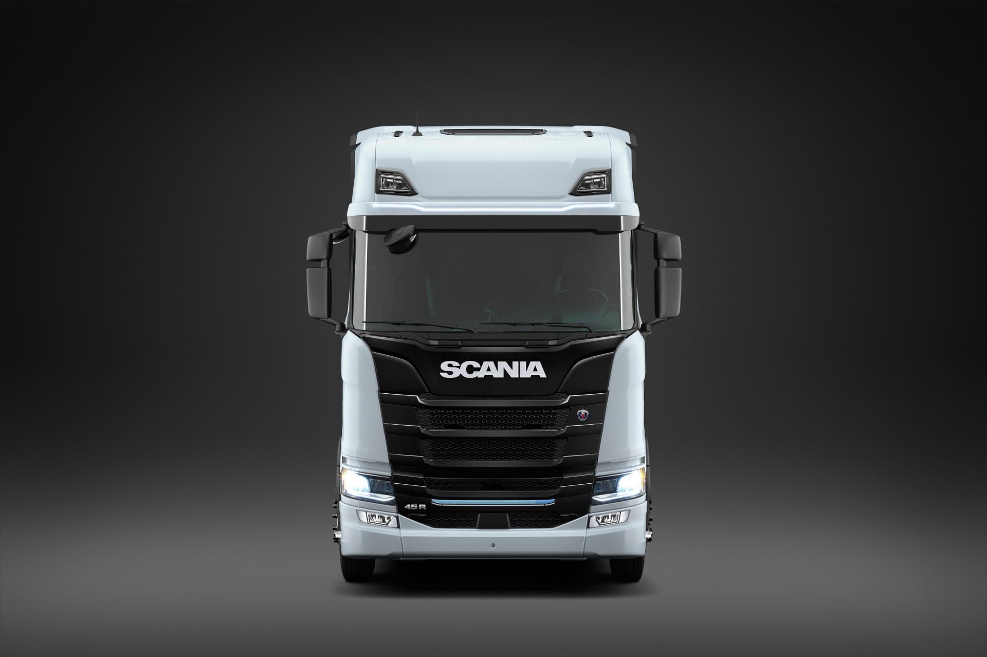 Fact Check: Scania's new truck can charge in just 45 minutes for 510 km range.